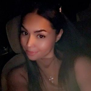 Meet your Posher, Eulalia